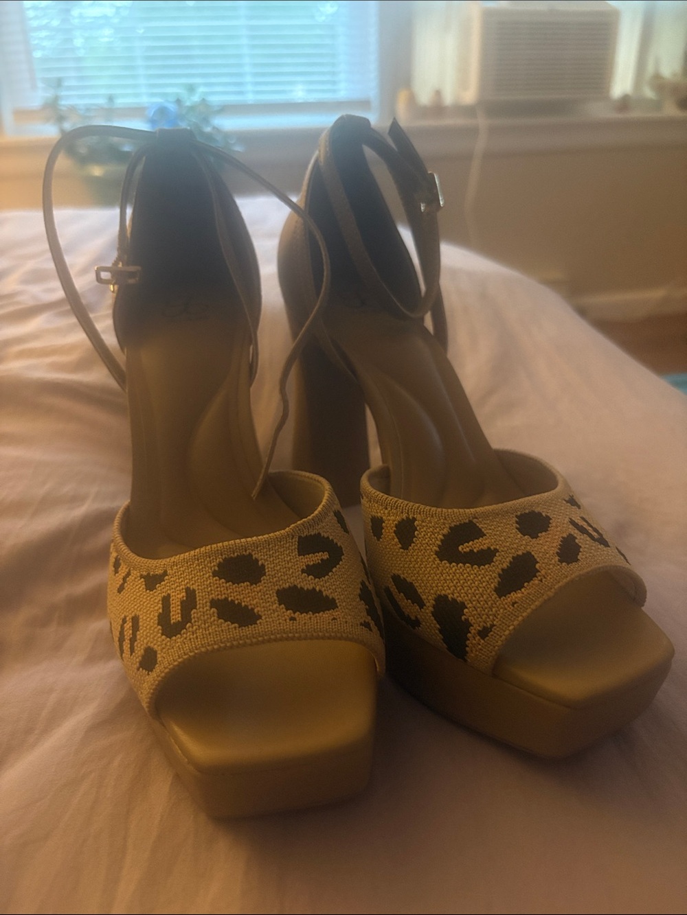 NEW Cosy Island Chic Strapped Platform Block Heel Sandal - Leopard